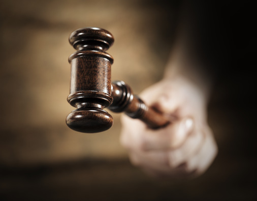 photodune-4379904-gavel-xs.jpg